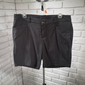 Eddie Bauer Ladies Size 10 Grey Straight Fit Lightweight Shorts